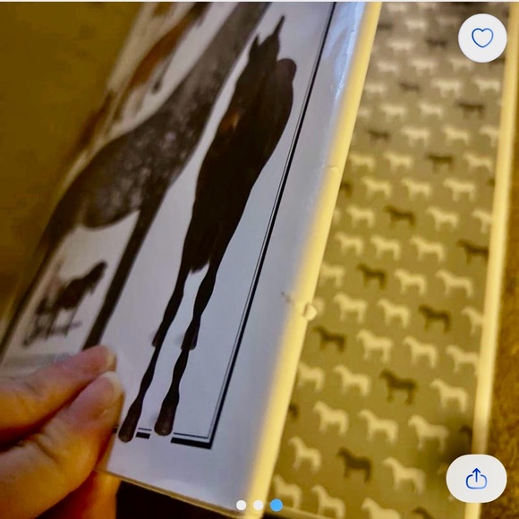 The Ultimate Horse Book by Elwyn Hartley Edwards - Picture 3 of 3